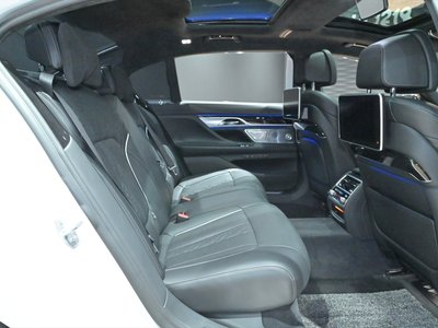 2019 BMW 7 SERIES — миниатюра 21