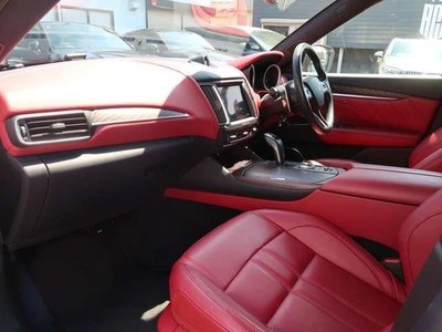 MASERATI LEVANTE - 4