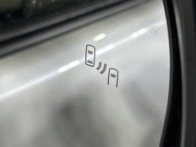 TOYOTA LAND CRUISER PRADO - 8