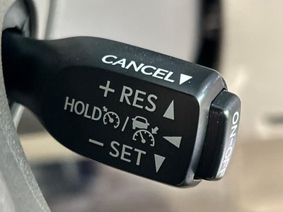 TOYOTA LAND CRUISER PRADO - 7