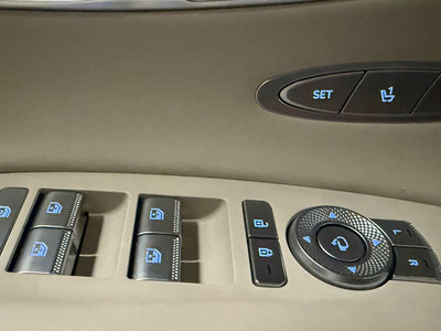 صورة مصغرة 12 لـ 2023 Genesis GV70