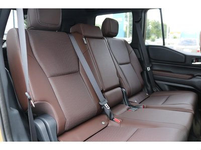 2024 Toyota LAND CRUISER 250 — фото 7