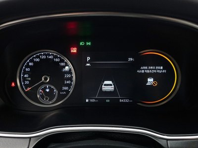 GENESIS GV80 - 8