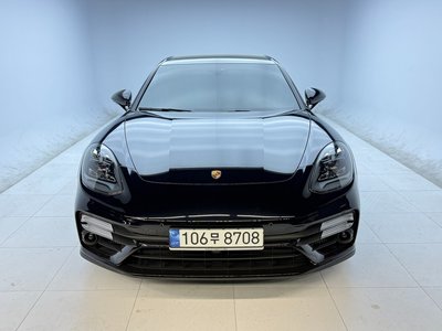 PORSCHE PANAMERA - 1