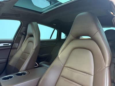 PORSCHE PANAMERA - 10