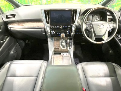 TOYOTA ALPHARD - 2