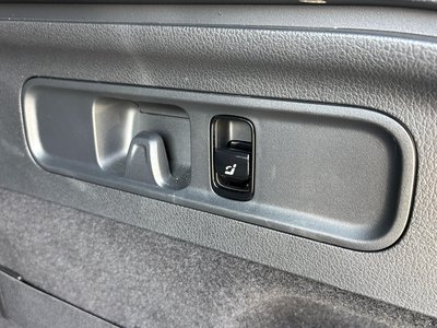 2023 Mercedes-BENZ GLC — миниатюра 40