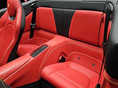 صورة مصغرة 18 لـ 2019 Ferrari PORTOFINO
