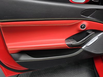 صورة مصغرة 14 لـ 2019 Ferrari PORTOFINO