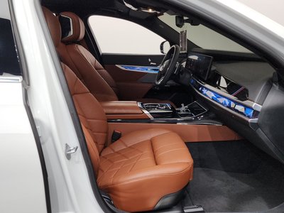 صورة مصغرة 16 لـ 2025 BMW 7 SERIES
