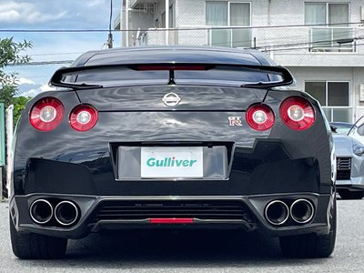 NISSAN GT-R - 6