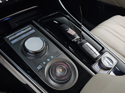 2023 Genesis GV80 — фото 9