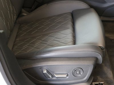 2025 AUDI A6 AVANT E-TRON thumbnail 25