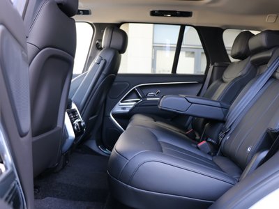 2025 LAND Rover RANGE ROVER photo 4