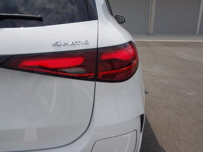 2024 Mercedes-BENZ GLC — миниатюра 31