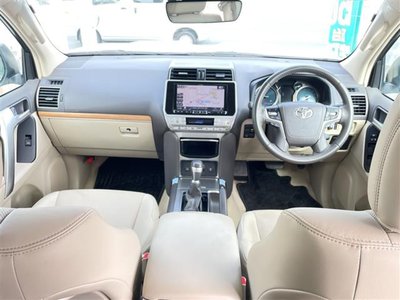 TOYOTA LAND CRUISER PRADO - 2