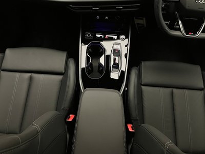 صورة مصغرة 46 لـ 2026 AUDI A5
