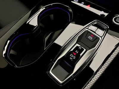 صورة مصغرة 48 لـ 2026 AUDI A5