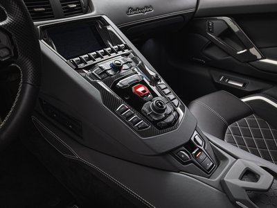 صورة مصغرة 26 لـ 2019 Lamborghini AVENTADOR