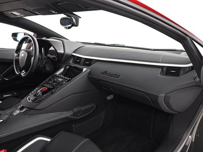صورة مصغرة 19 لـ 2019 Lamborghini AVENTADOR
