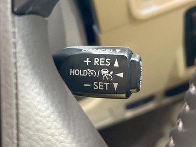 TOYOTA LAND CRUISER PRADO - 7