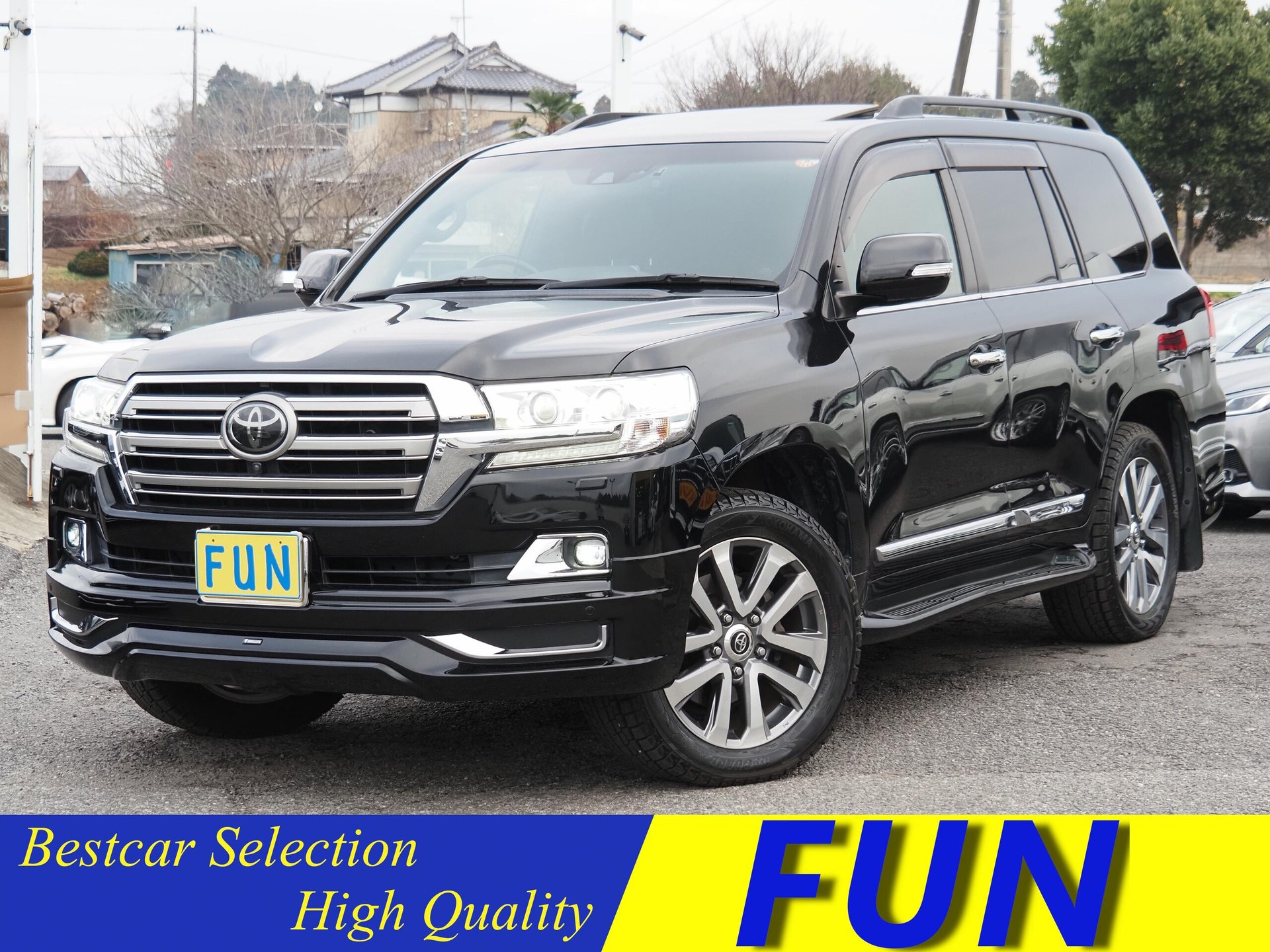 TOYOTA LAND CRUISER 200 - View 1