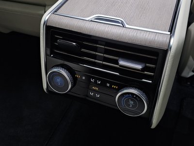 2022 LAND Rover RANGE ROVER — миниатюра 25