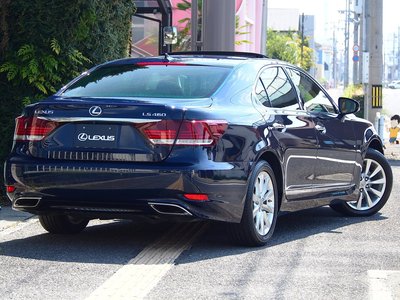 LEXUS LS - 4