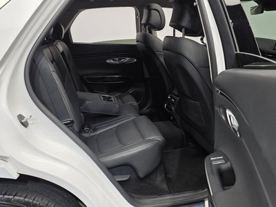 2022 Genesis GV70 — миниатюра 12