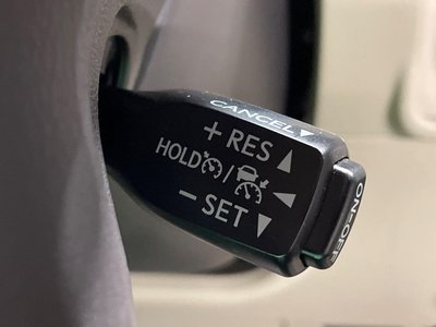 TOYOTA LAND CRUISER PRADO - 8