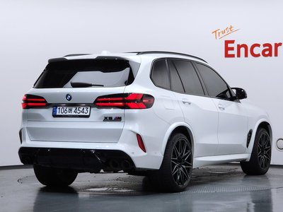 2024 BMW X5 M photo 3