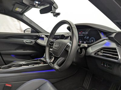 2022 AUDI E-TRON GT QUATTRO — фото 14