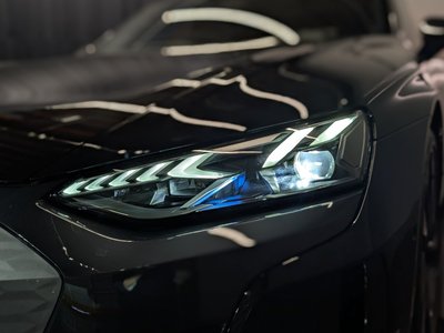 2022 AUDI E-TRON GT QUATTRO — миниатюра 39