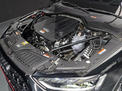 AUDI A8 - 7