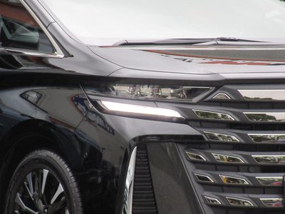 TOYOTA VELLFIRE - 7