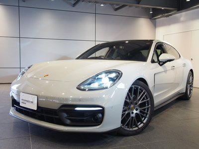 PORSCHE PANAMERA - 9