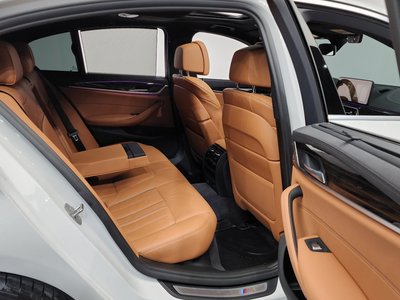 صورة مصغرة 12 لـ 2022 BMW 5 SERIES
