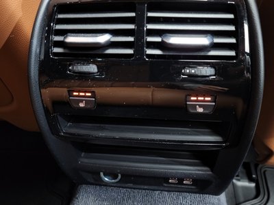 صورة مصغرة 18 لـ 2022 BMW 5 SERIES