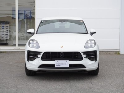 PORSCHE MACAN - 5