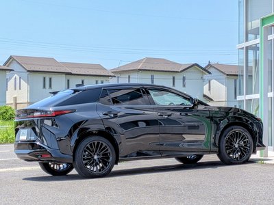صورة مصغرة 31 لـ 2023 Lexus RZ