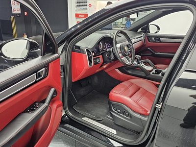 PORSCHE CAYENNE - 10
