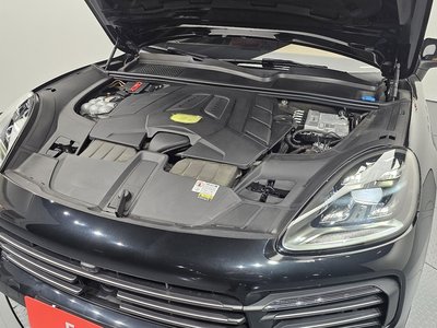 PORSCHE CAYENNE - 7
