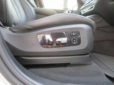2025 BMW X7 — миниатюра 19
