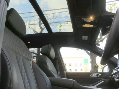 2025 BMW X7 — миниатюра 30