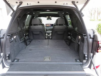 2025 BMW X7 — миниатюра 14