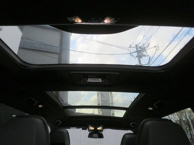 2025 BMW X7 — миниатюра 33