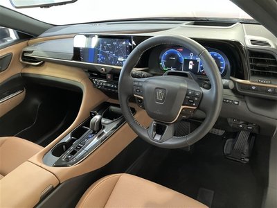 TOYOTA CROWN SPORT - 10