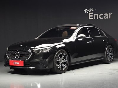 2025 Mercedes-BENZ E-CLASS 照片 1