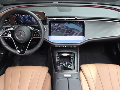 2025 Mercedes-BENZ E-CLASS 照片 5