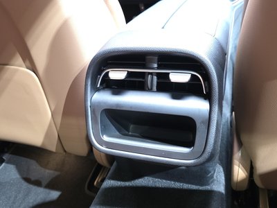 صورة مصغرة 31 لـ 2025 Mercedes-BENZ E-CLASS